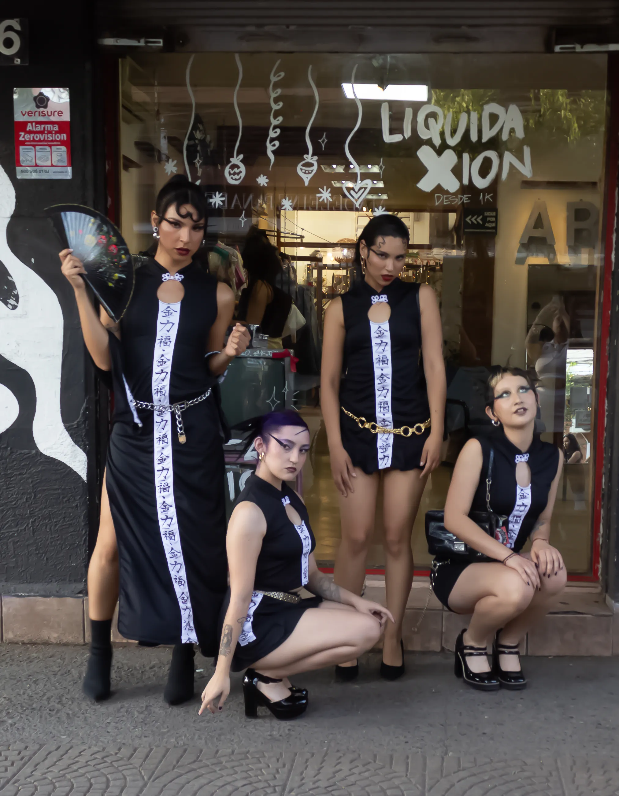 Desfile de La Japonesssa con qipaos a medida
